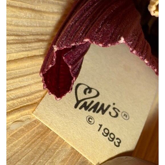 Vintage 1983 Nan’s Corn Husk Christmas Holiday doll Red Sparkling Dress 8” - Picture 6 of 7